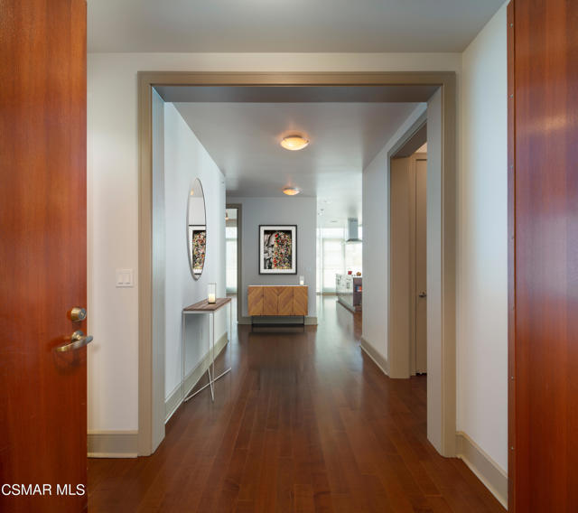 WV 702 Entry Hallway