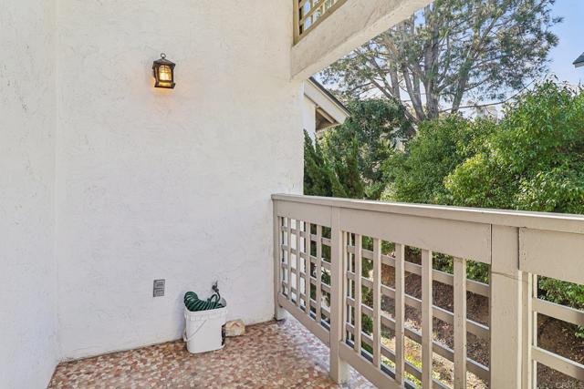 Detail Gallery Image 25 of 32 For 542 via De La Valle #J,  Solana Beach,  CA 92075 - 2 Beds | 2 Baths