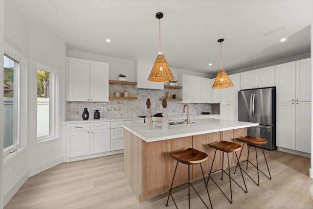 MLS: NDP2504552 Condo For Sale