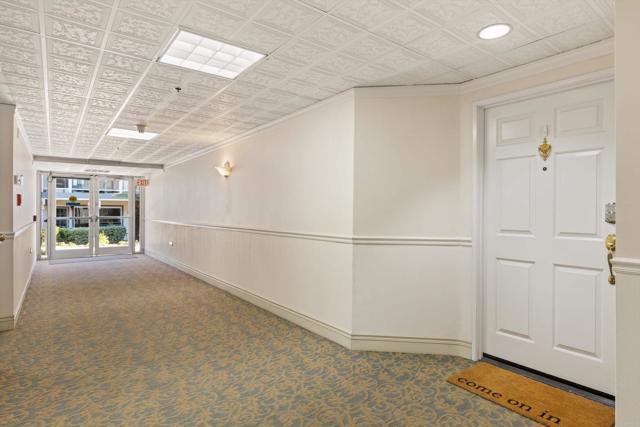 Detail Gallery Image 3 of 63 For 1664 Circa Del Lago #E105,  San Marcos,  CA 92078 - 2 Beds | 1/1 Baths