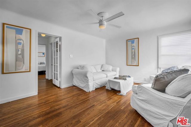 425 West Riverside Drive photo 2