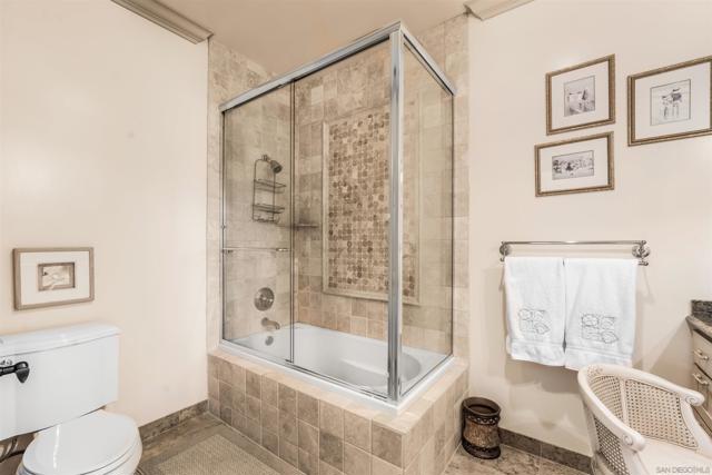 34 The Point, Coronado CA: https://media.crmls.org/mediaz/e0afb3af-b1f2-4153-863f-da6026afaad5.jpg