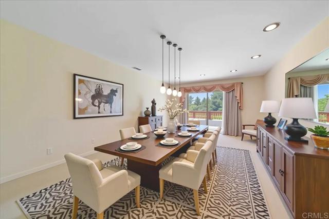 Detail Gallery Image 5 of 29 For 2073 Mountain View Dr, Escondido,  CA 92027 - 4 Beds | 2 Baths