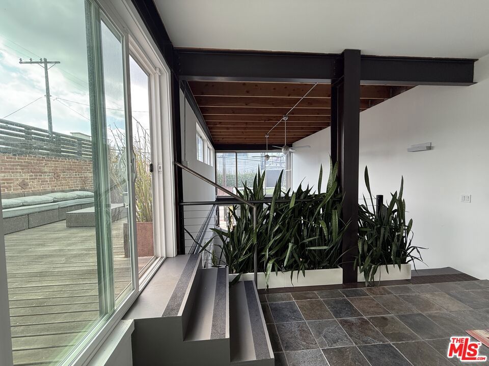 MLS #25616953 image #19