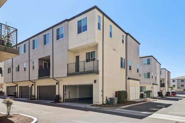 Image 35 of 50 For 5265 Beachfront Cove Street