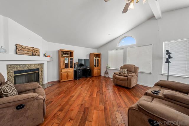 Image 15 of 75 For 35683 Breezy Lane