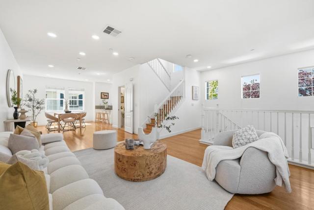 581 Monterey Terrace, Sunnyvale CA: https://media.crmls.org/mediaz/e0b08573-3270-47ce-ac03-95ef11aa3455.jpg