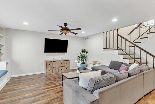 Detail Gallery Image 9 of 55 For 10226 Mirabel Ln, San Diego,  CA 92124 - 3 Beds | 2/1 Baths