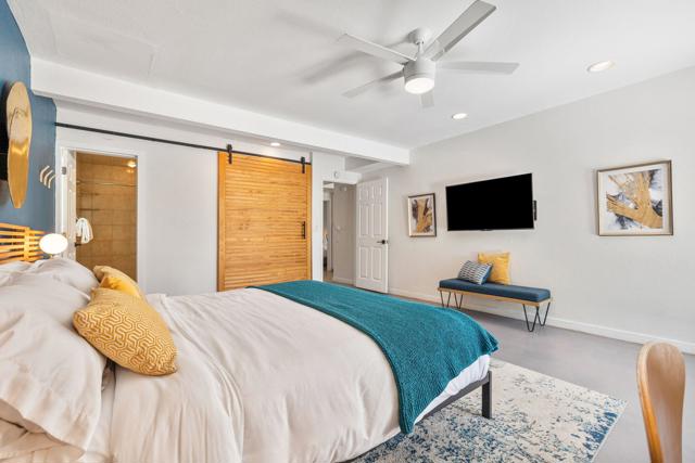1862 N Nogales Way, Palm Springs CA: https://media.crmls.org/mediaz/e0b1d65f-1f96-4832-9b98-16edcfe93d32.jpg