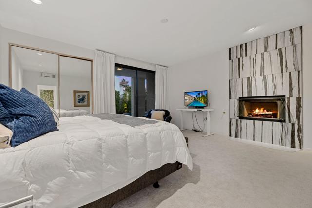 49 Mission Palms E Drive, Rancho Mirage CA: https://media.crmls.org/mediaz/e0b2b033-0716-4d40-85c0-39d26ce80efc.jpg