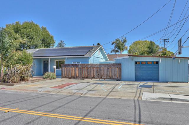 1815 King Street, Santa Cruz CA: https://media.crmls.org/mediaz/e0b3c2ad-1d87-414b-aef6-4870f448dc8c.jpg