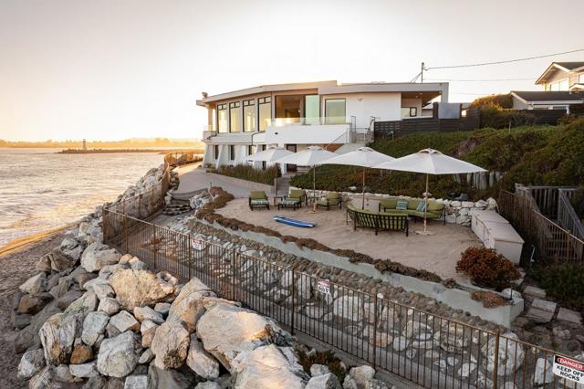 Image 53 of 59 For 2900 Cliff Drive