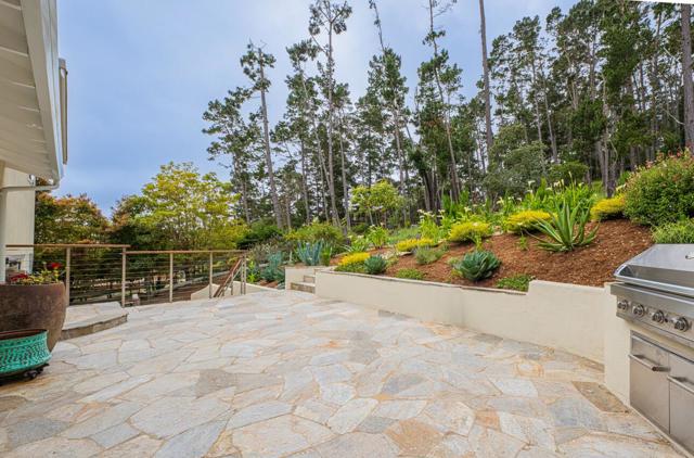 24 Pinehill Way, Monterey CA: https://media.crmls.org/mediaz/e0b4769a-080a-4a6b-bb51-ea787049814d.jpg