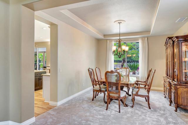 23860 Hollingsworth Dr, Murrieta CA: https://media.crmls.org/mediaz/e0b50544-e428-4d0b-9b52-3723a2ce5d1c.jpg