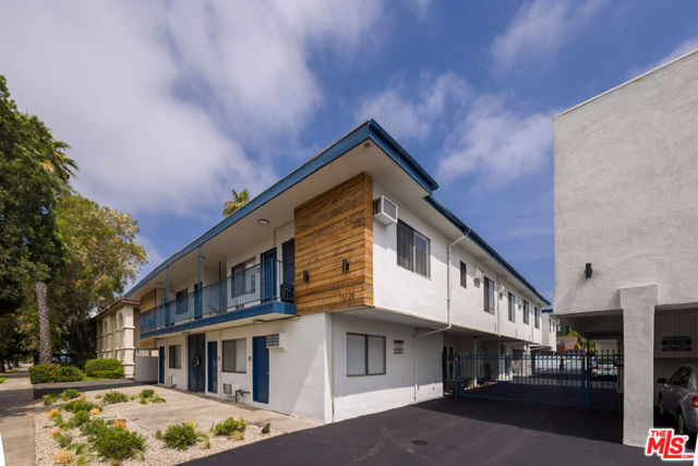 Image 19 of 52 For 15115 Victory Boulevard