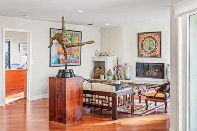 100 Cypress Way, Carmel CA: https://media.crmls.org/mediaz/e0b532b9-6610-49d4-ac78-7305ffc19d52.jpg