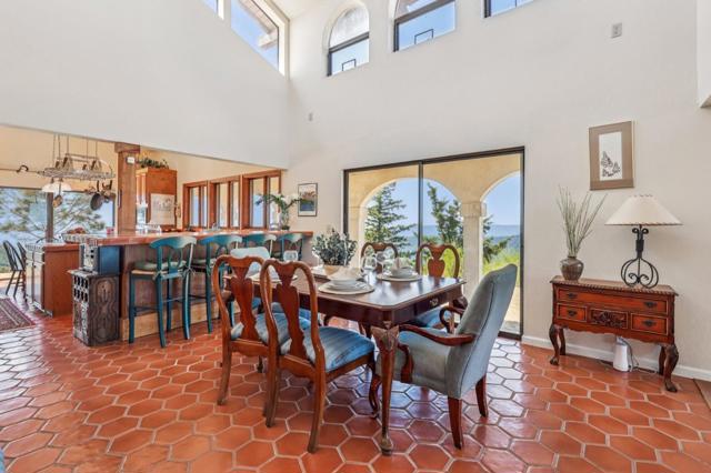 16420 Soda Springs Road, Los Gatos CA: https://media.crmls.org/mediaz/e0b54a44-6b0e-4786-b4df-39121fa41cc2.jpg