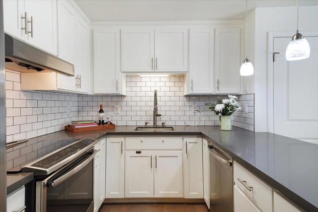 755 14th Avenue, Santa Cruz CA: https://media.crmls.org/mediaz/e0b54c1c-add8-4684-aaaf-54ab5b46e150.jpg