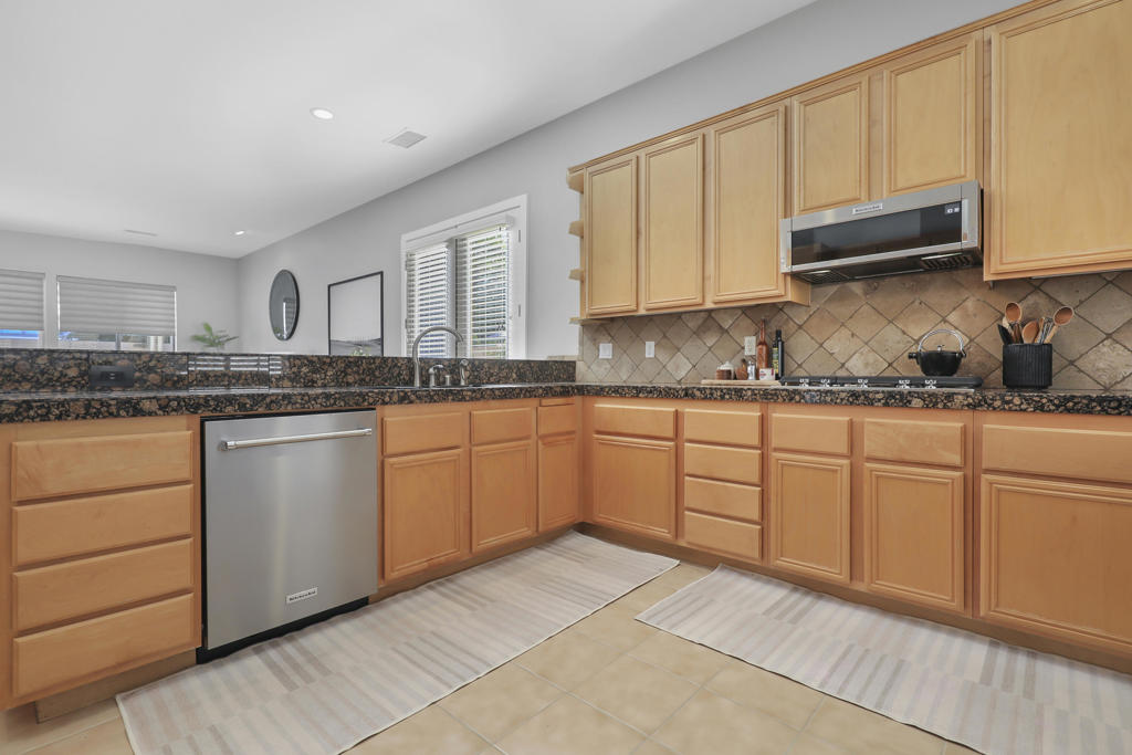 MLS #219137894DA image #14