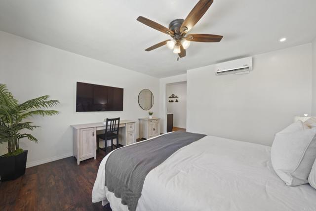 575 Otay Lakes Rd, Chula Vista CA: https://media.crmls.org/mediaz/e0b6f2f7-be9b-4e59-b197-acf51488123f.jpg