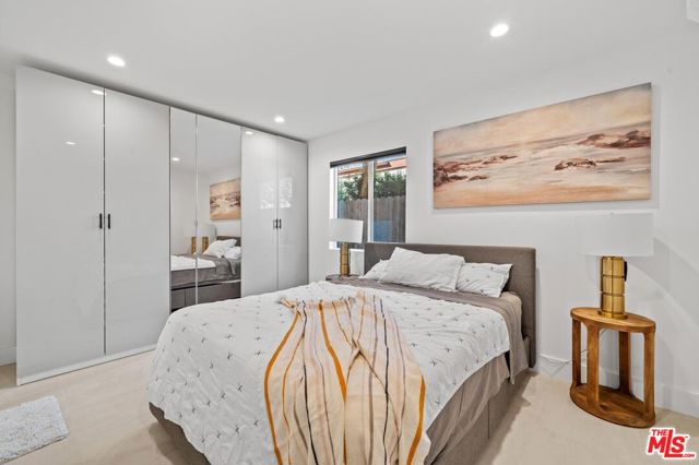 14916 Hesby Street, Sherman Oaks CA: https://media.crmls.org/mediaz/e0b79a4e-e396-460a-9aae-5ebd2255f345.jpg