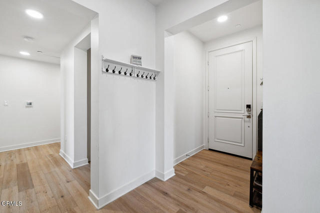 Detail Gallery Image 4 of 28 For 2800 Wagon Wheel Rd #304,  Oxnard,  CA 93036 - 3 Beds | 2/1 Baths
