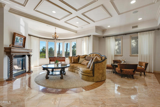 Detail Gallery Image 3 of 28 For 868 Braewood Ct, South Pasadena,  CA 91030 - 4 Beds | 5/1 Baths