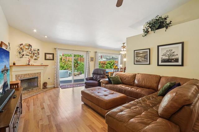 52165 Avenida Cortez, La Quinta CA: https://media.crmls.org/mediaz/e0babb99-493e-41f1-a41d-66b7477bd0bf.jpg