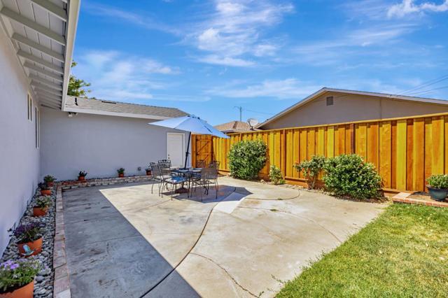 4848 Anna Drive, San Jose CA: https://media.crmls.org/mediaz/e0bac47f-8eac-46ec-bef8-bf6c9063a887.jpg