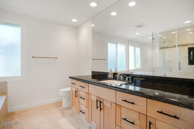 29504 Woodbrook Drive, Agoura Hills CA: https://media.crmls.org/mediaz/e0bad7e0-de02-4a23-8dd0-a09668adbcc9.jpg