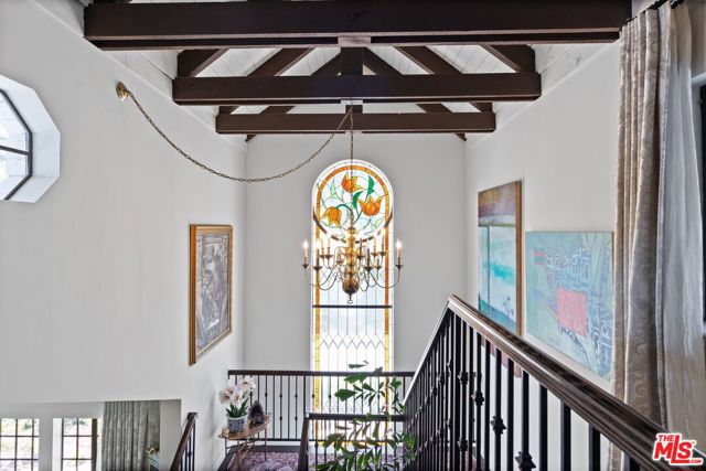 Drew Fenton | 1060 Chantilly Road Los Angeles CA | MLS: 7138387