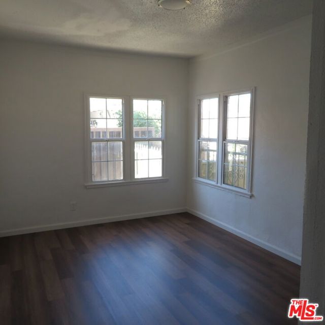4705 Halldale Avenue, Los Angeles CA: https://media.crmls.org/mediaz/e0bb5697-c698-4487-b7b9-8ebb5ee34681.jpg