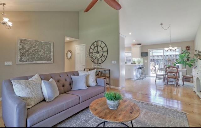 18240 Ransen Court, Morgan Hill CA: https://media.crmls.org/mediaz/e0bd1e49-4049-4f86-997a-2ede9d5a3ec8.jpg