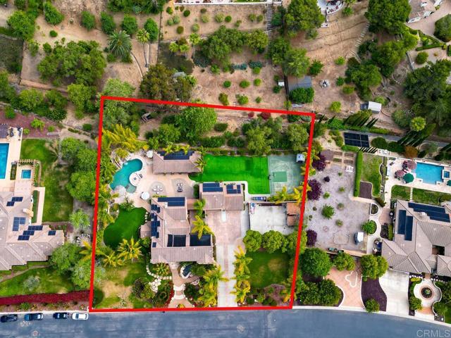 648 California Oak Drive, Vista CA: https://media.crmls.org/mediaz/e0bdc029-8d43-436b-be34-aded34db0ff9.jpg