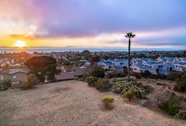 Image 5 of 10 For 936 Hymettus Avenue