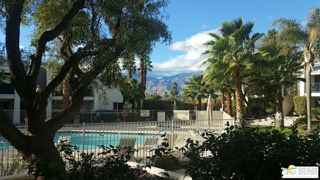 3155 E Ramon Road, Palm Springs CA: https://media.crmls.org/mediaz/e0c05bbc-f78f-4822-9c69-7757a5776fd6.jpg
