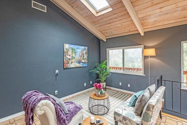 21721 Summit Road, Los Gatos CA: https://media.crmls.org/mediaz/e0c0cb2a-a414-4a53-bc62-ada367d9de71.jpg