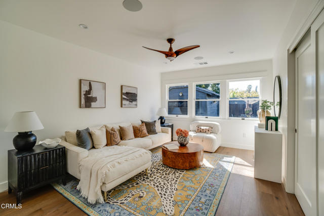 5163 Highland View Avenue, Los Angeles CA: https://media.crmls.org/mediaz/e0c1aea9-aea0-41d2-af90-d32e8c236073.jpg