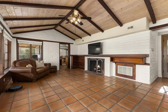 Detail Gallery Image 15 of 30 For 14215 Woods Valley Rd, Valley Center,  CA 92082 - 3 Beds | 1/1 Baths