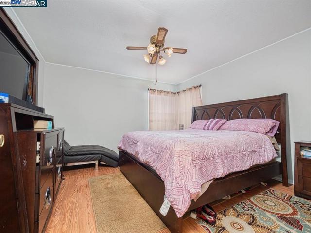 2130 102Nd Ave, Oakland CA: https://media.crmls.org/mediaz/e0c31b6c-66ae-4c0a-9bc8-54463799e4a8.jpg
