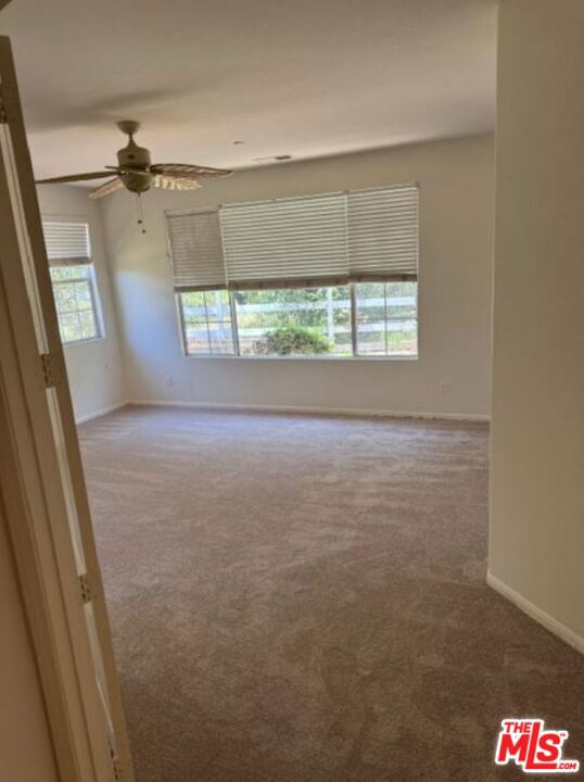 1808 Fallbrook Oaks Court, Fallbrook CA: https://media.crmls.org/mediaz/e0c39a0b-162c-4603-ac2a-6591ce377b35.jpg