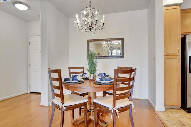 20500 Town Center Ln, Cupertino CA: https://media.crmls.org/mediaz/e0c41af9-2fe1-4c94-b405-cf2918932691.jpg