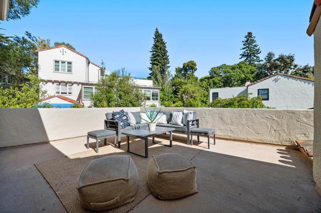 706 Edgewood Road, San Mateo CA: https://media.crmls.org/mediaz/e0c479b0-9c72-4817-813b-6f8bf8dbd0ea.jpg