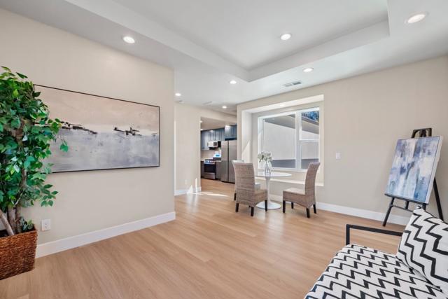 Image 33 of 48 For 41532 Trenouth Street