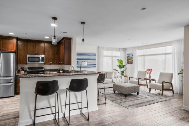 Detail Gallery Image 10 of 37 For 1019 Costa Pacifica Way #1210,  Oceanside,  CA 92054 - 2 Beds | 2 Baths