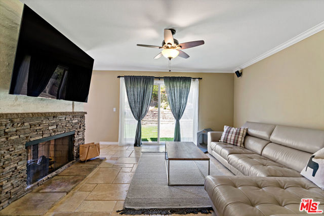 683 Triunfo Canyon Road, Westlake Village CA: https://media.crmls.org/mediaz/e0c6556c-5df4-4710-bd72-3ca02fe983fc.jpg