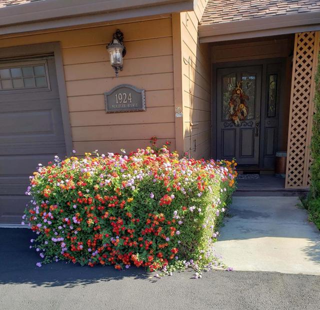 1924 Meridian Avenue, San Jose CA: https://media.crmls.org/mediaz/e0c6d71b-b9e4-4b10-8571-bc837da6b5df.jpg