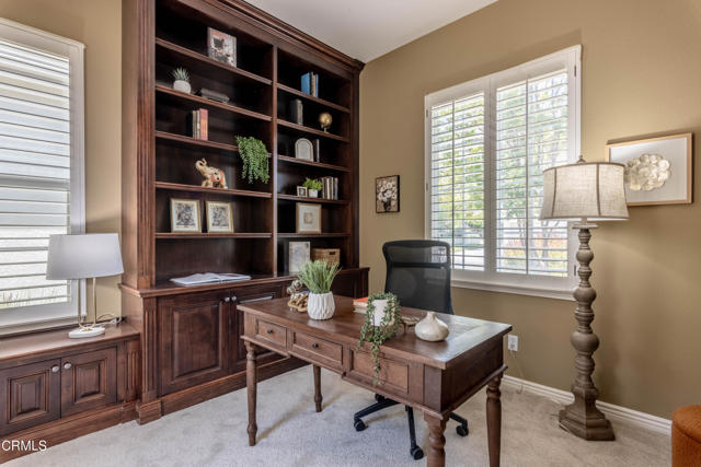 219 Via Rebecca, Thousand Oaks CA: https://media.crmls.org/mediaz/e0c843cc-27e4-4266-b161-101aee3056c0.jpg