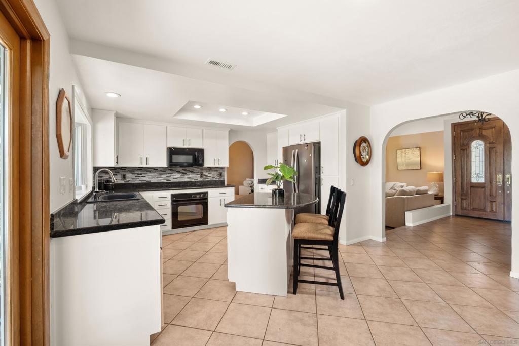 2614 Abedul Street - photo 13