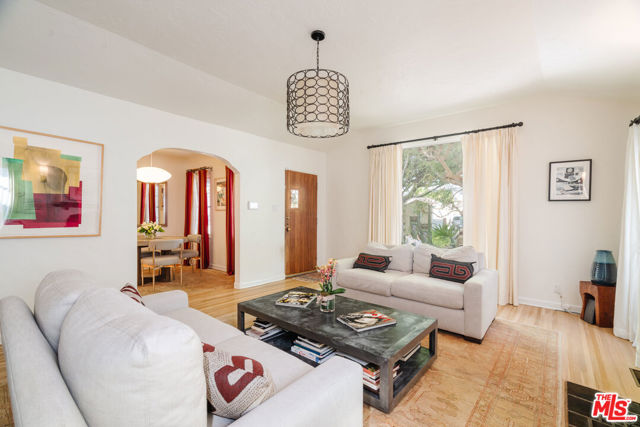 1311 Maple Street photo 5